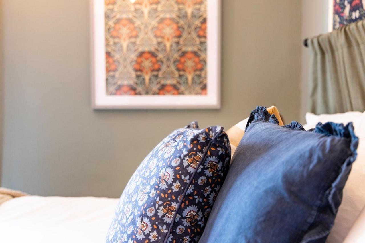 Butterfly Retreat Villa Cambridge  Ngoại thất bức ảnh